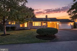 30 Birchway Dr, Chambersburg, PA 17202 - Photo 1