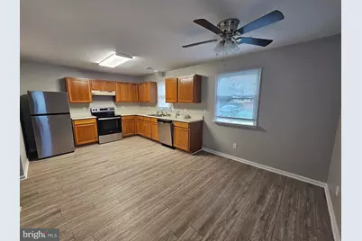 48 E Gay Street, Waynesboro, PA 17268 - Photo 2