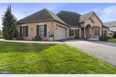 220 Woodvale Drive, Chambersburg, PA 17201 - Photo 4