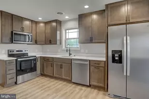 1434 Treeline Dr, Chambersburg, PA 17202 - Photo 12