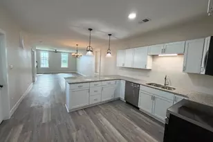 37 E 2nd St, Waynesboro, PA 17268 - Photo 6
