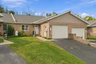 172 Antietam Dr, Waynesboro, PA 17268 - Photo 1