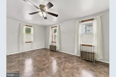 29 N Jefferson Street, Greencastle, PA 17225 - Photo 6