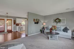 3715 Hazel Dr, Greencastle, PA 17225 - Photo 8