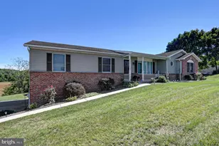 3715 Hazel Dr, Greencastle, PA 17225 - Photo 1
