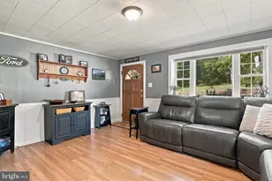 928 Path Valley Rd, Fort Loudon, PA 17224 - Photo 6