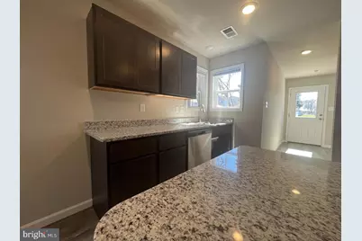 409 Fifth Street W #B, Waynesboro, PA 17268 - Photo 8