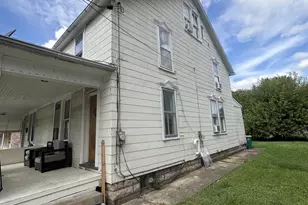 375 & 377 E King St, Chambersburg, PA 17201 - Photo 2