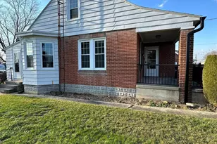 660 Wayne Ave, Chambersburg, PA 17201 - Photo 2