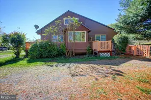 2179 Layton Rd, Warfordsburg, PA 17267 - Photo 12