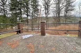 242 Gracey Rd, Waterfall, PA 16689 - Photo 10