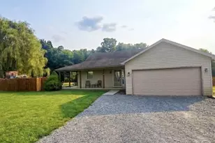 143 Tritle Dr, Mc Connellsburg, PA 17233 - Photo 1