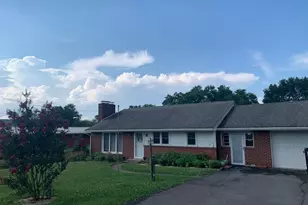 1006 Lincoln Way E, McConnellsburg, PA 17233 - Photo 2