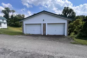 148 Pig Ln, Grindstone, PA 15442 - Photo 2