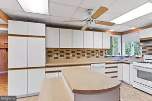 9336 Cherry Hill Dr, Hustontown, PA 17229 - Photo 14