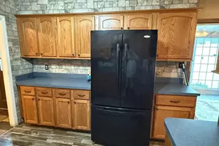 292 Manbeck Ln, Mifflintown, PA 17059 - Photo 6