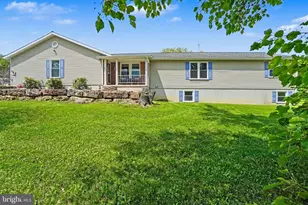 158 Farm Dr, Thompsontown, PA 17094 - Photo 1