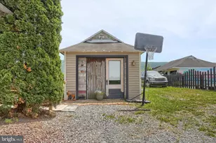 9054 William Penn Hwy, Mifflintown, PA 17059 - Photo 12