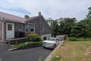 162 Hosler Ln, Thompsontown, PA 17094 - Photo 4