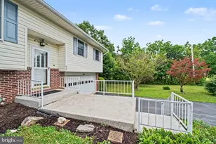 90 Pine-Maple St, Mc Alisterville, PA 17049 - Photo 2