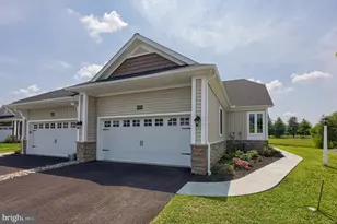 112 Copperstone Ct, Millersville, PA 17551 - Photo 2