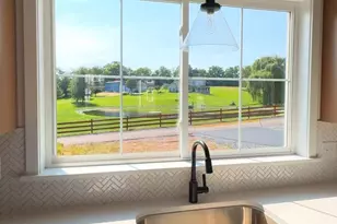 107 Sparrow Ln, Elizabethtown, PA 17022 - Photo 6