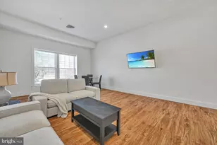 31 N Spruce St, Elizabethtown, PA 17022 - Photo 4