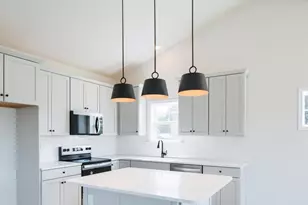 1231 Hershey Ln, Lancaster, PA 17601 - Photo 18