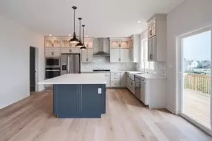 232 West Side Dr, Lititz, PA 17543 - Photo 2