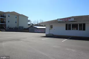 3402 E Lincoln Hwy E, Paradise, PA 17562 - Photo 1