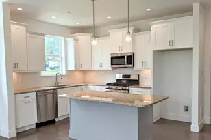 4330 Heather Ln, Columbia, PA 17512 - Photo 4