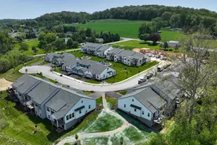 4326 Heather Ln, Columbia, PA 17512 - Photo 6