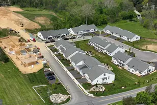 4326 Heather Ln, Columbia, PA 17512 - Photo 8