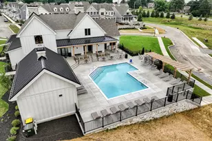 2234 Coach Light Ln, Lancaster, PA 17601 - Photo 16