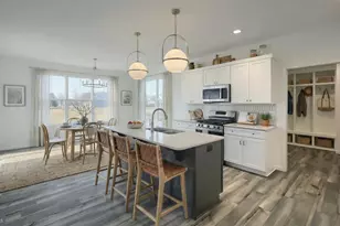 131 Sunrise Ln, Ephrata, PA 17522 - Photo 2