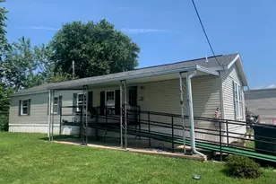 883 E Main St, Ephrata, PA 17522 - Photo 4