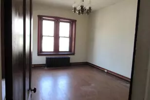 27 W Ferdinand St, Manheim, PA 17545 - Photo 4