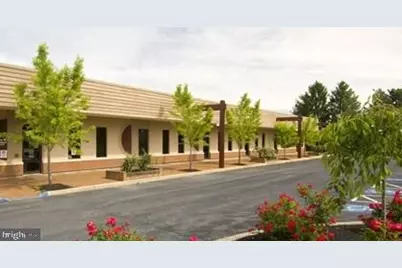 1861 Charter Lane #114, Lancaster, PA 17601 - Photo 2