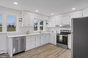 725 Marticville Rd, Pequea, PA 17565 - Photo 12