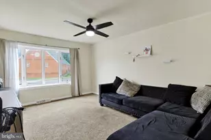 1211 Wabank, Lancaster, PA 17603 - Photo 8