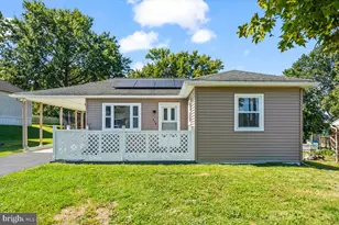 216 S Manor St, Mountville, PA 17554 - Photo 2