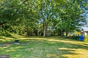 216 S Manor St, Mountville, PA 17554 - Photo 24