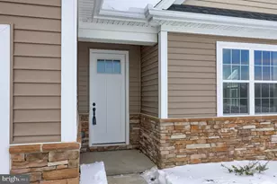 253 Bellaride Ln, Millersville, PA 17551 - Photo 4