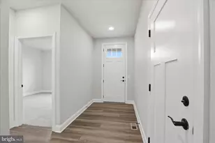 253 Bellaride Ln, Millersville, PA 17551 - Photo 4