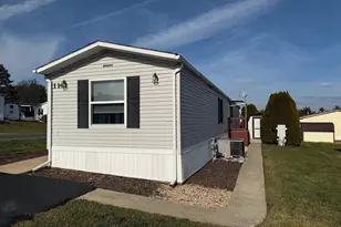 114 Pheasant Ridge Cir, Lancaster, PA 17603 - Photo 2