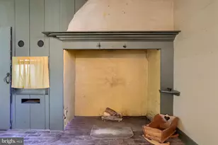 2 S Charlotte St, Manheim, PA 17545 - Photo 48