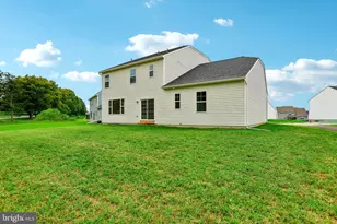 440 Parkside Wy, Lititz, PA 17543 - Photo 4