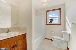 2236 Bob White Ln, Lancaster, PA 17601 - Photo 28