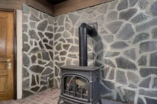 2435 Honeysuckle Ln, Lancaster, PA 17603 - Photo 32