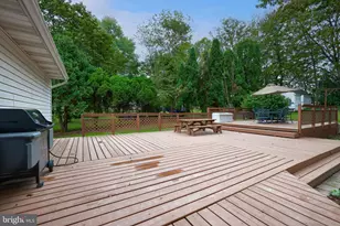 2435 Honeysuckle Ln, Lancaster, PA 17603 - Photo 40